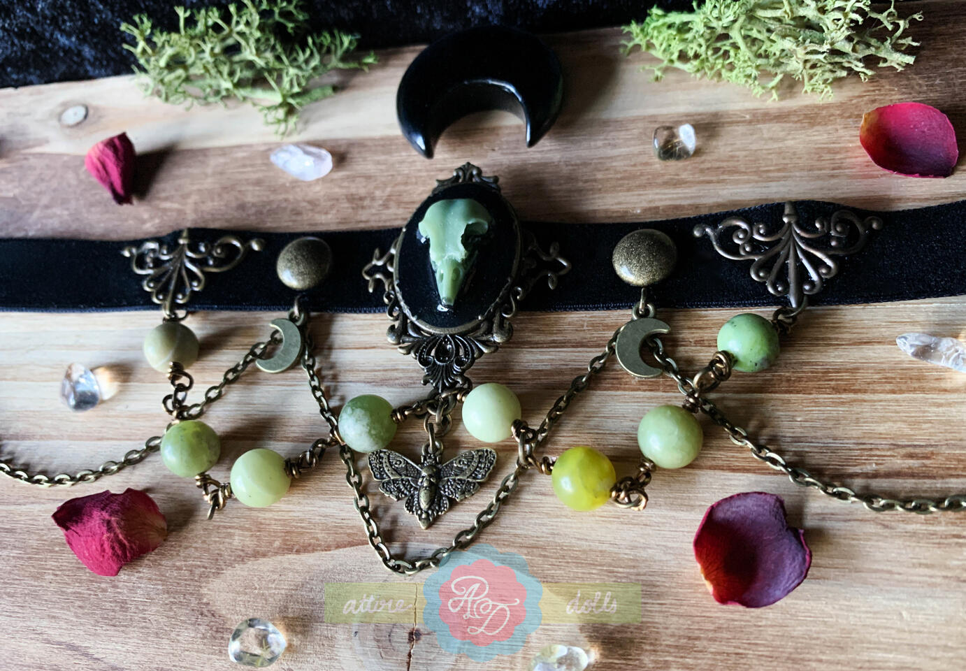 Green Gothic Resin Choker